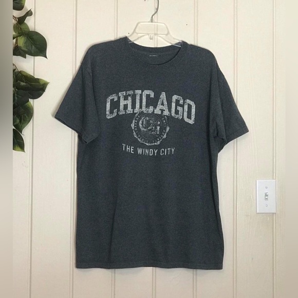 Chicago The Windy City Tee Shirt T-shirt
Size XL 46 - 48
Crew Neck 
60% Cotton - Picture 11 of 16